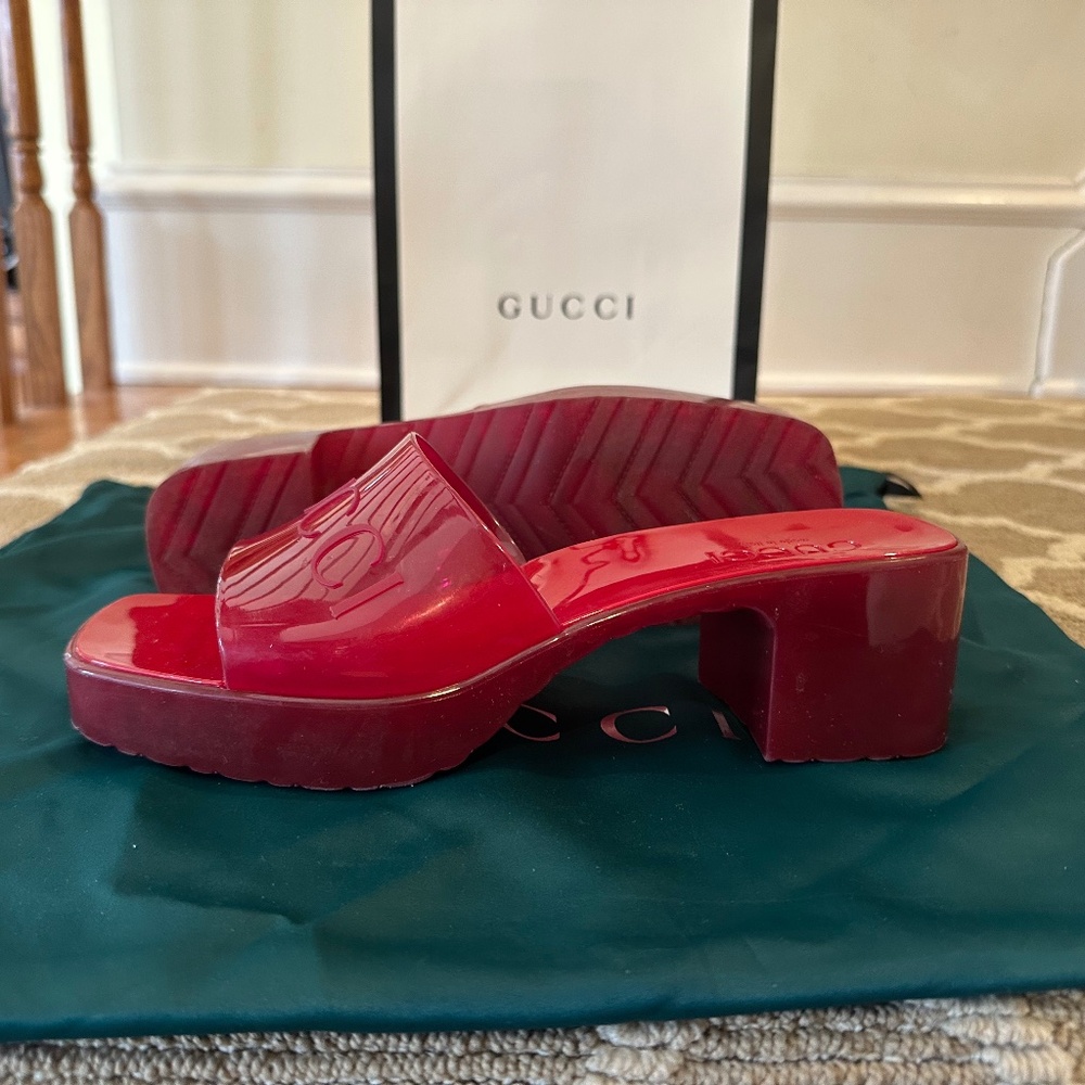GUCCI Rubber block slides Red size 38/8